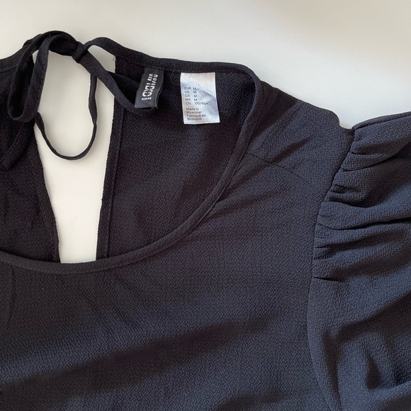H&M Short Puff Sleeve Black Dress - Picture 7 of 9